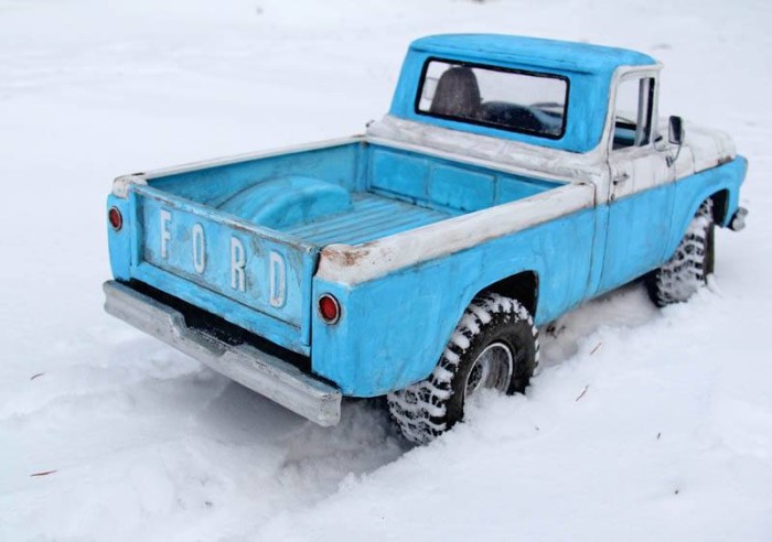 1957_ford_pickup_headquake_off_road_action_05