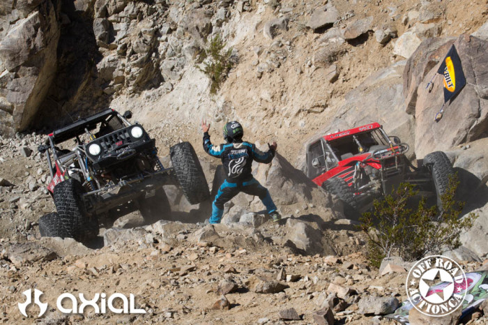 2015-king-of-the-hammers-axial-off-road-action_005