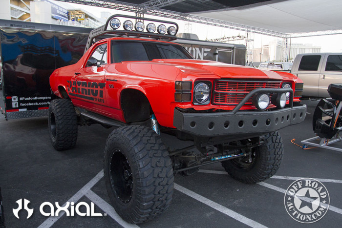 2015_sema_preview_axial_racing_off_road_action_09