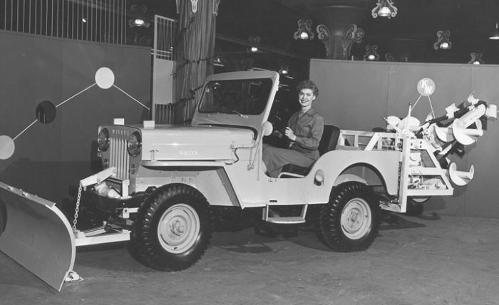 1954-Chicago-Auto-Show-3